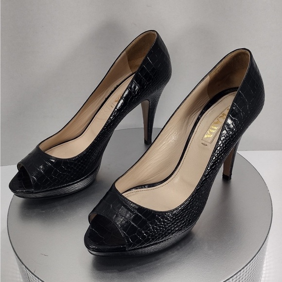 Prada Black Peep-Toe Heels size 9 pre owned good condition - Picture 11 of 15